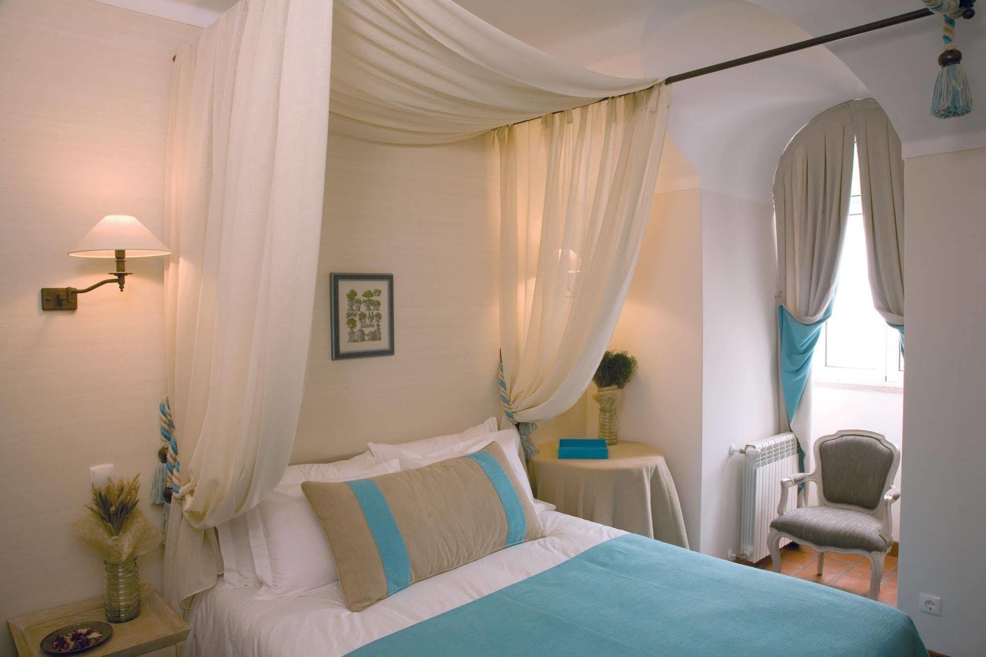 Boutique Hotel Poejo Marvão Rum bild